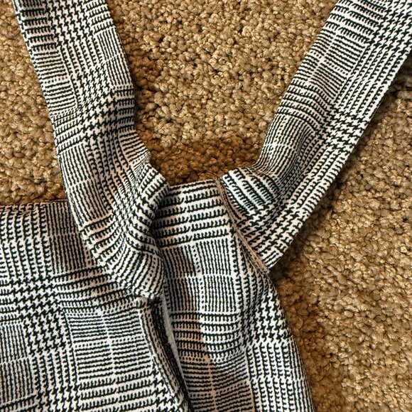 Charlotte Russe Black White Plaid Tie Front Pull On Skort Size S - Picture 3 of 6
